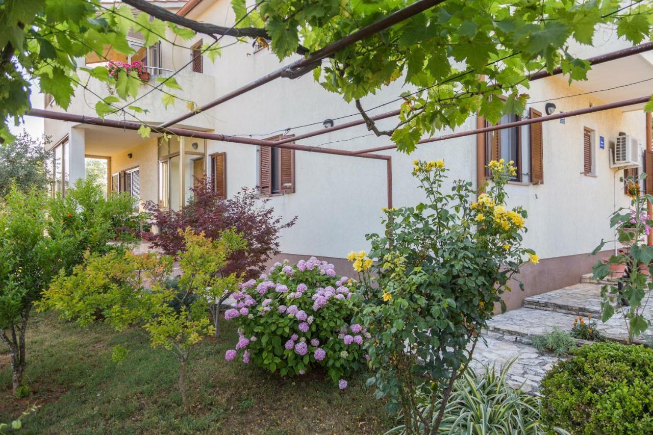 Apartment Softic Pula Exterior foto